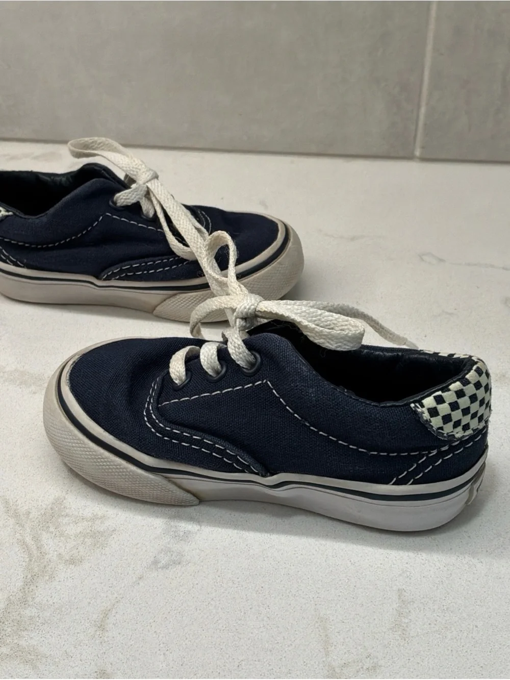Vans Off the Wall Toddlers 5.5 Blue and White Checker Skater